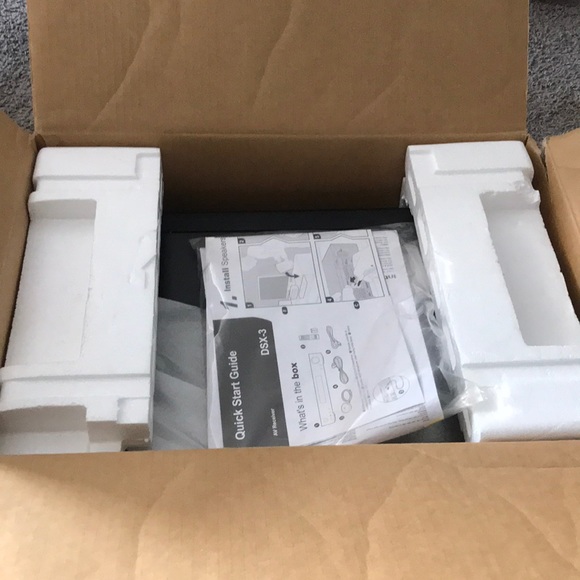 Integra AV Receiver DSX-3 - Picture 2 of 5